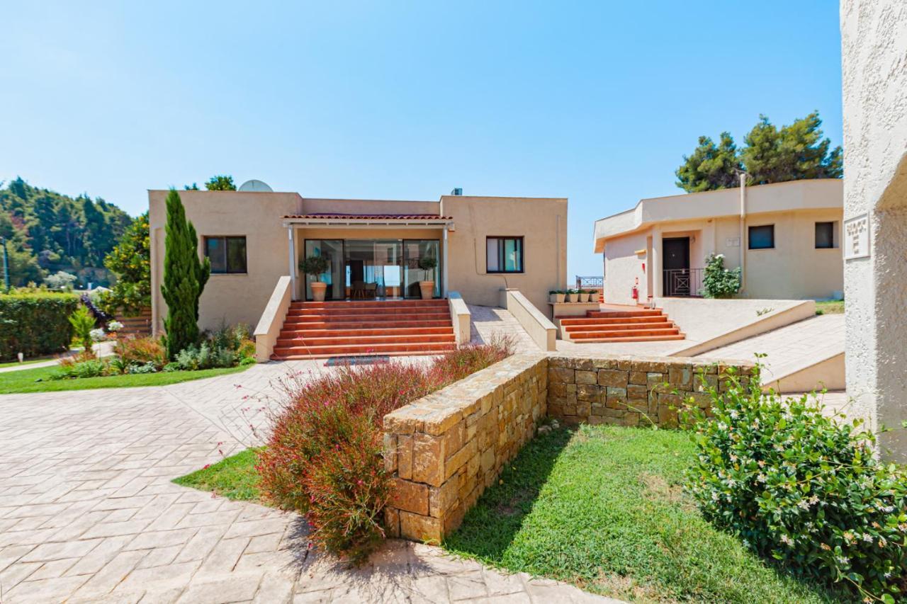 סיווירי Elani Bay Resort מראה חיצוני תמונה